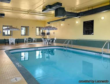 Super 8 By Wyndham Meadow Lake Exterior photo